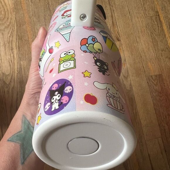 Sanrio Characters 40 Oz Tumbler Hot/Cold - Picture 4 of 12